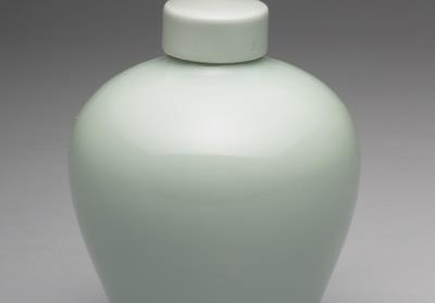 图片[2]-Lidded jar in pale green glaze, Qing dynasty, Yongzheng reign (1723-1735)-China Archive